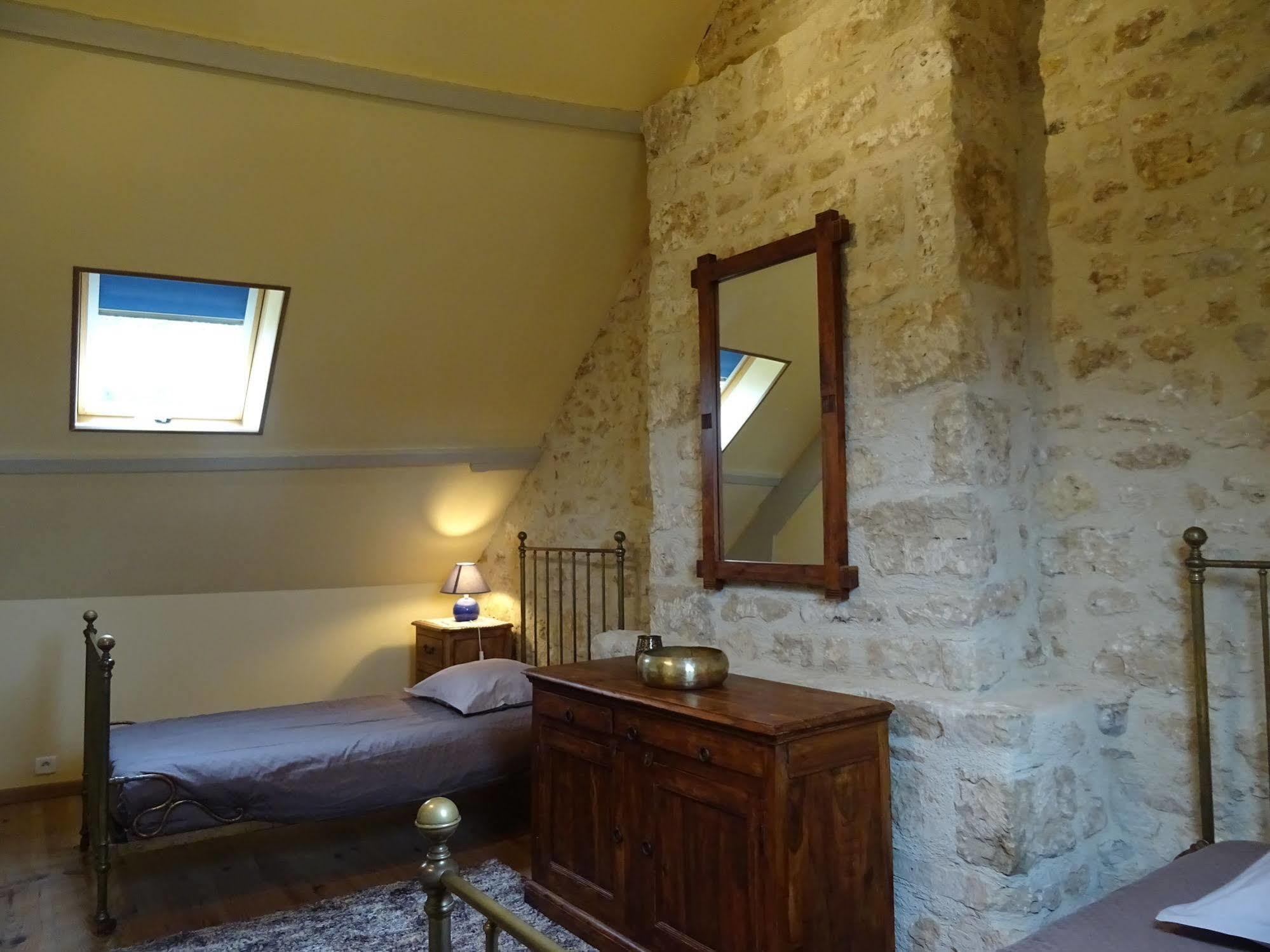 Bed and Breakfast Manoir De Savigny Valognes Exterior foto