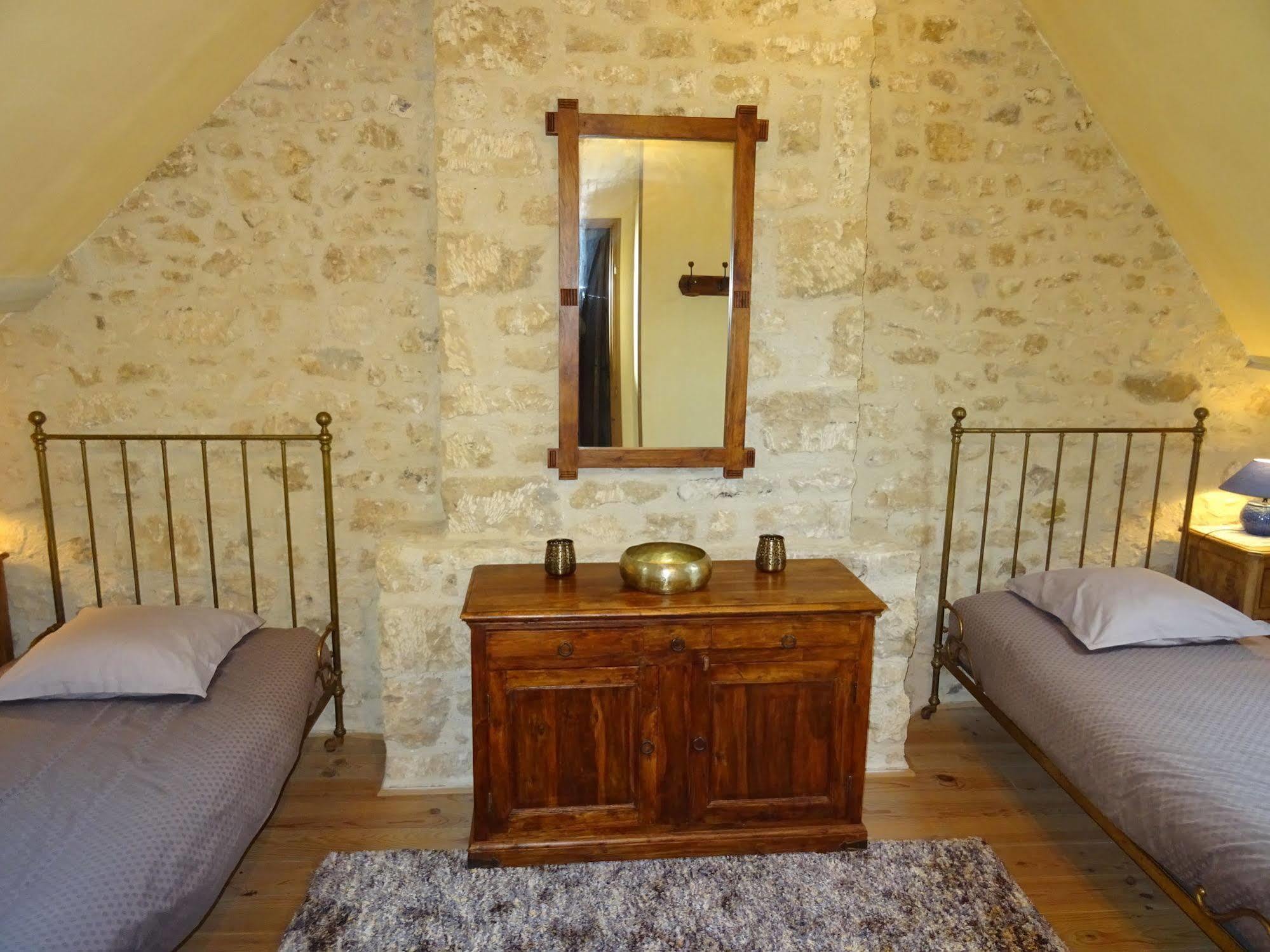 Bed and Breakfast Manoir De Savigny Valognes Exterior foto
