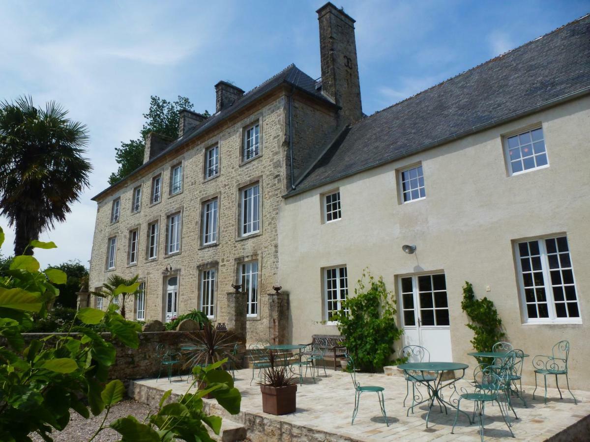 Bed and Breakfast Manoir De Savigny Valognes Exterior foto